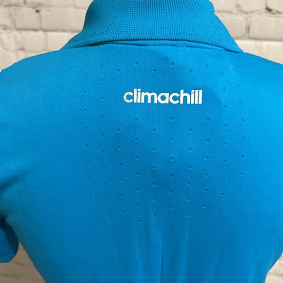 NWT ADIDAS Climachill Polo Golf top.  Turquoise and white. Women’s size Small. - Picture 5 of 9